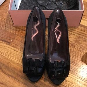 Women’s dress heels